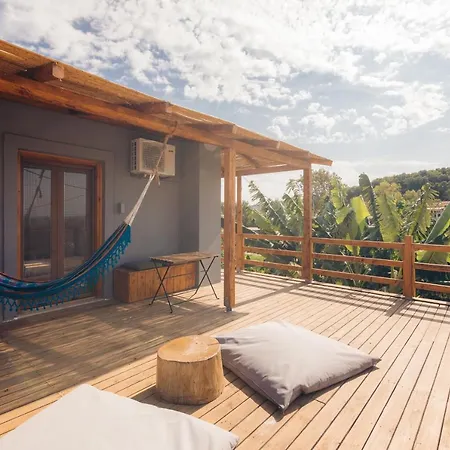 Sirens ماراثياس