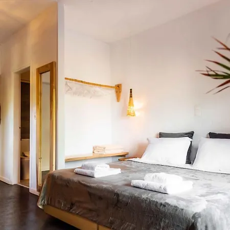 Apart Otel Sirens 4*